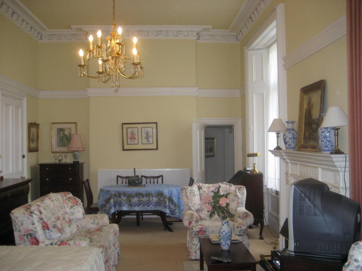 Newhall Glasgow Ngoại thất bức ảnh