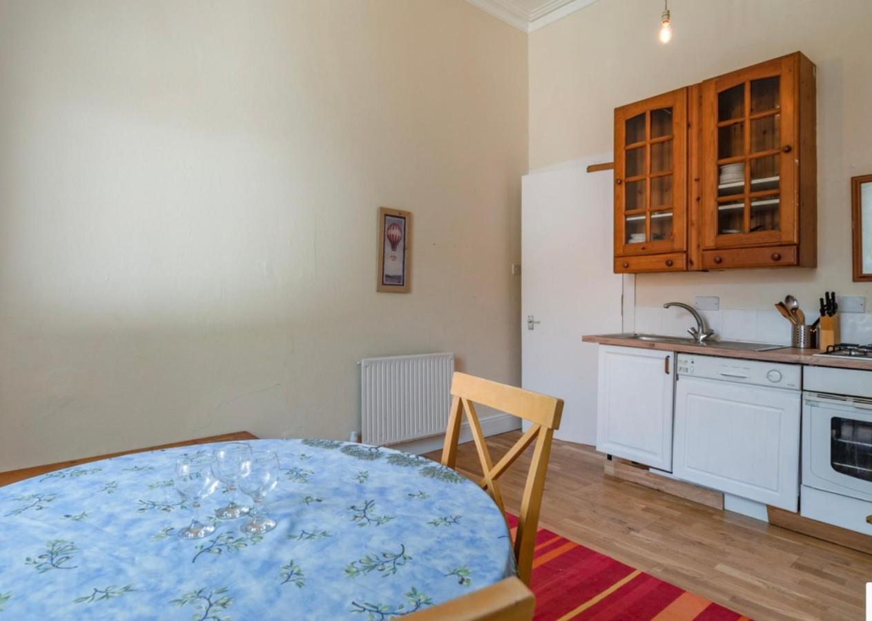 Newhall Glasgow Ngoại thất bức ảnh