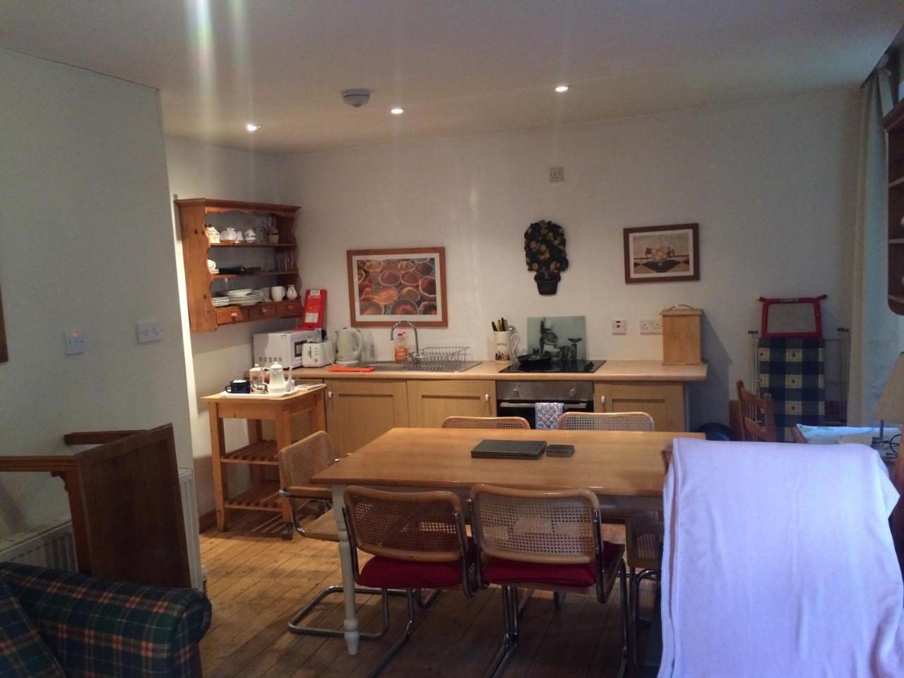 Newhall Glasgow Ngoại thất bức ảnh