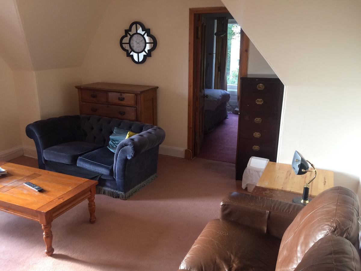 Newhall Glasgow Ngoại thất bức ảnh