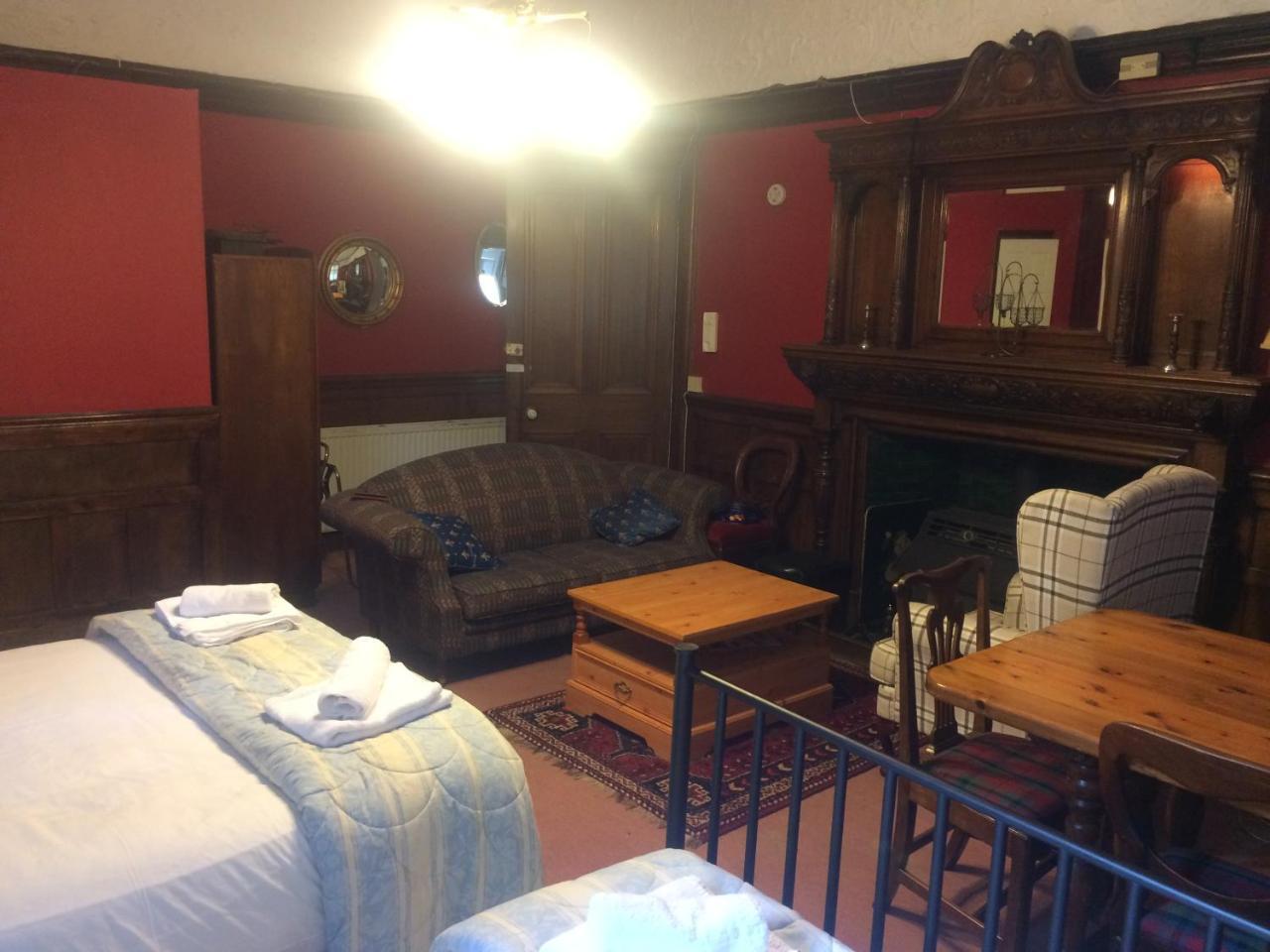 Newhall Glasgow Ngoại thất bức ảnh